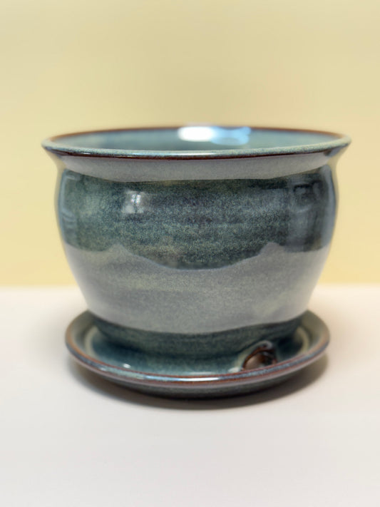 Medium Planter Pot with Attached Drip Tray (Iron Lustre Glaze)