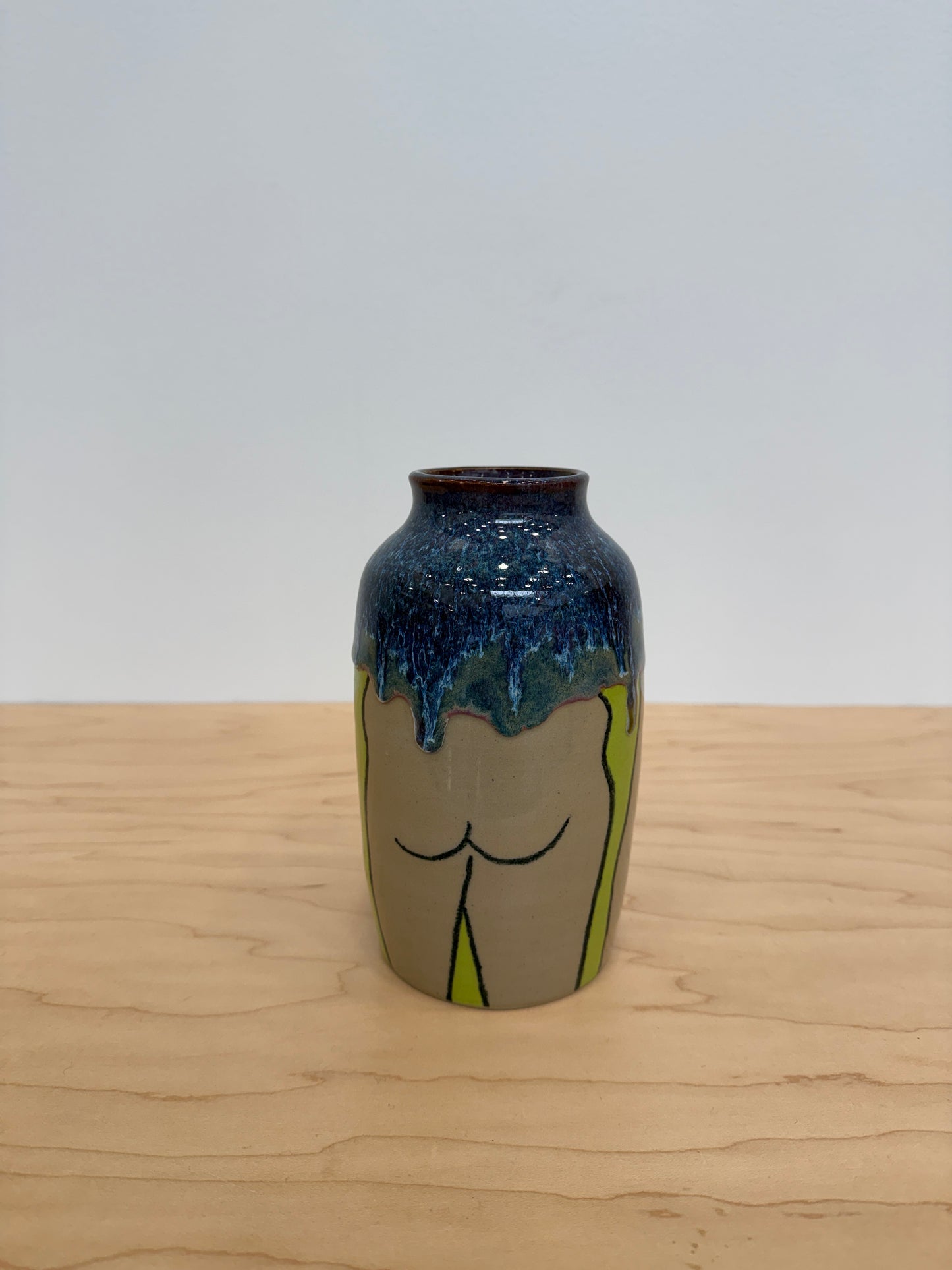 Badonkadonk Vase